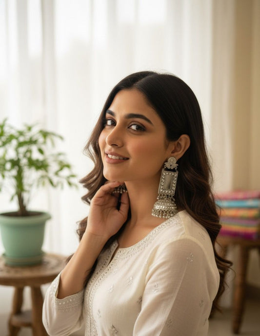 The Chaubara Chandbali